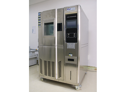 Программируемый тестер постоянной температуры и влажности