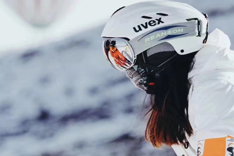 Четыре ведущих производителя лыжных зимних очков в США